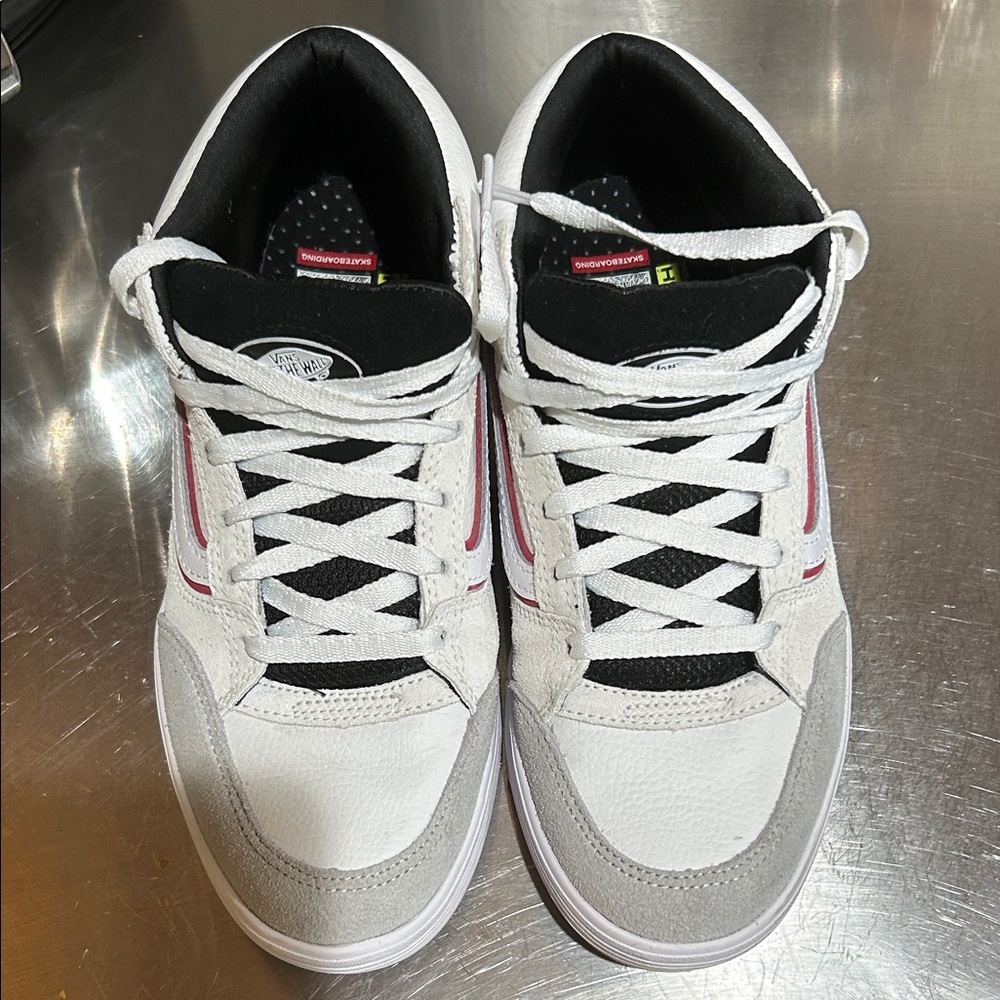 Vans VR3 CUSH Unisex EU 40 or Mens 7.5 or Women’s 9 LIKE NEW.
